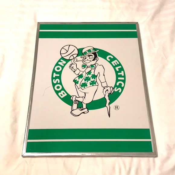 Boston Celtics Other - Boston Celtics Leprechaun 🍀 & Basketball
